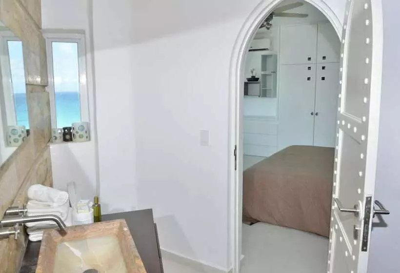 3 Bedroom Suite, Penthouse 07