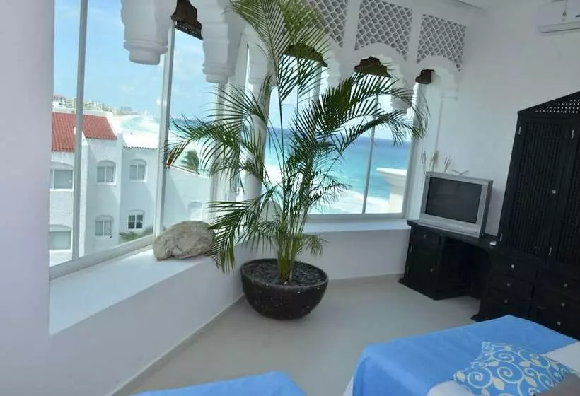3 Bedroom Suite, Penthouse 07