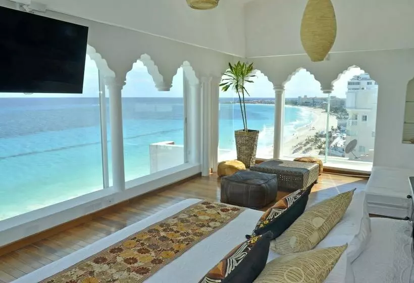 3 Bedroom Suite, Penthouse 07
