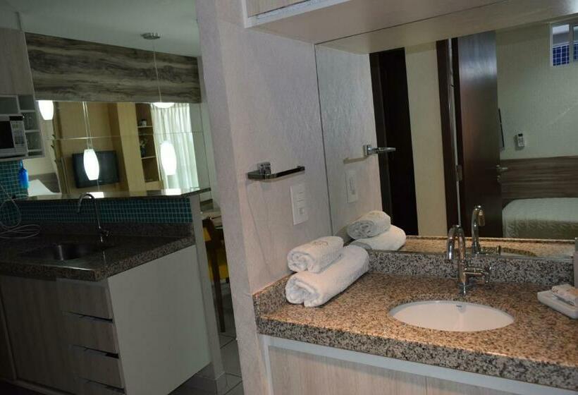 شقة ديلوكس غرفتين نوم مطلة على البحر, Vip Beira Mar Residence