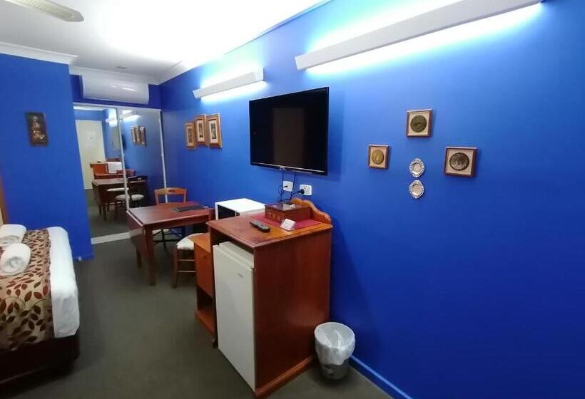 חדר משפחתי דלוקס, Aussie Rest Motel