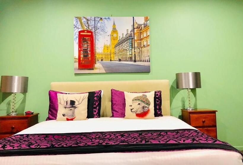 חדר דחוקס עם מיטת קינג, Aussie Rest Motel