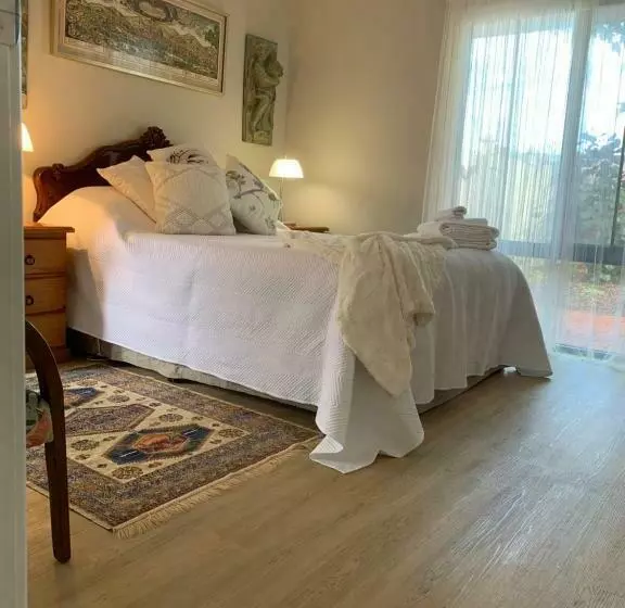 ガーデンビューデラックスルーム, Forest Retreat Bed And Breakfast