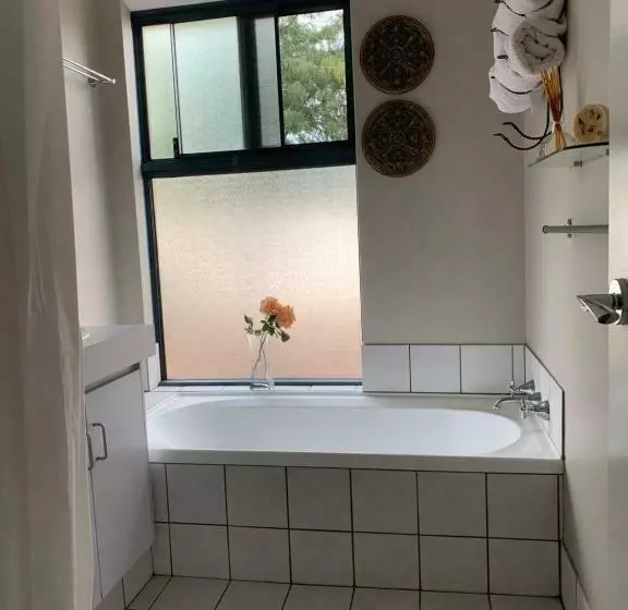 ガーデンビューデラックスルーム, Forest Retreat Bed And Breakfast