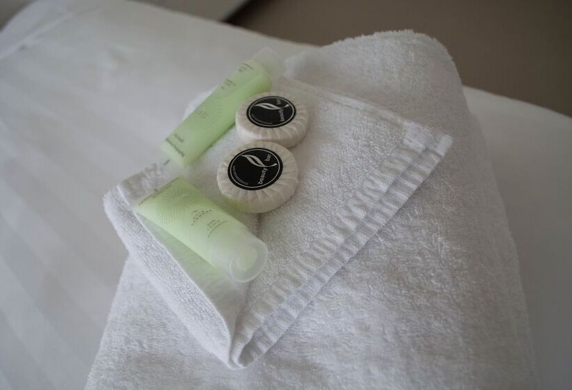 Апартаменты Deluxe 2 Спальни, Harbour Escape Apartments