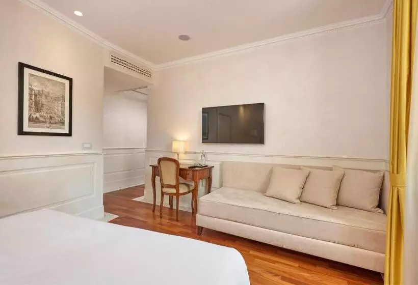 Triple Classic Room
