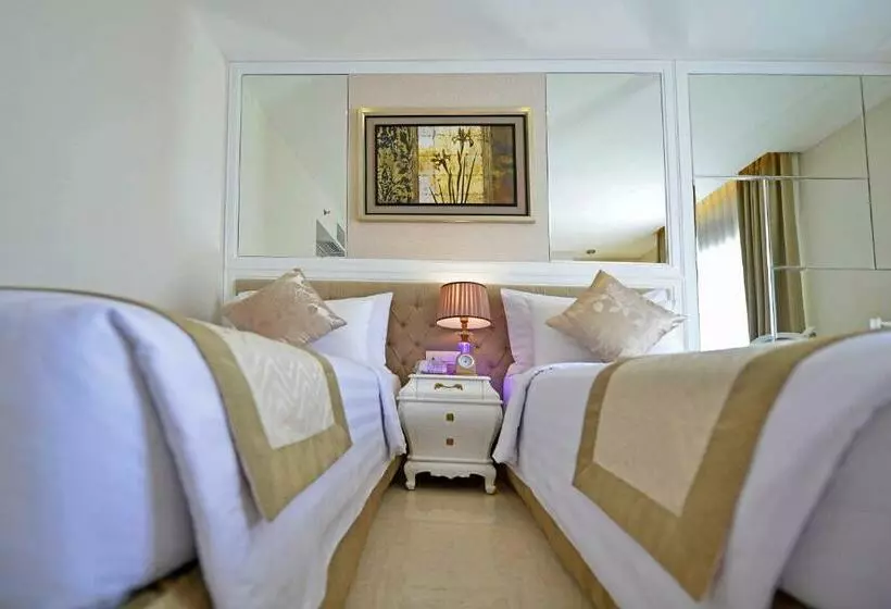スーペリアールーム, Grand Savero Hotel Bogor