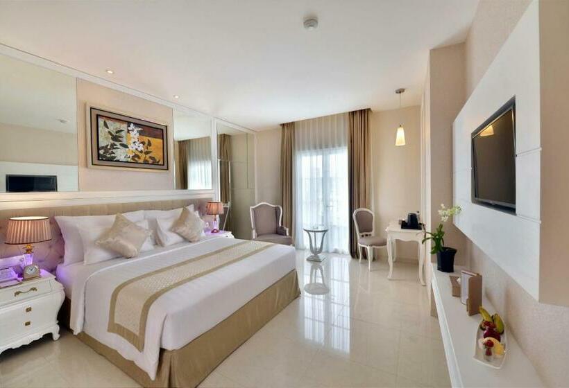 Номер Deluxe, Grand Savero Hotel Bogor