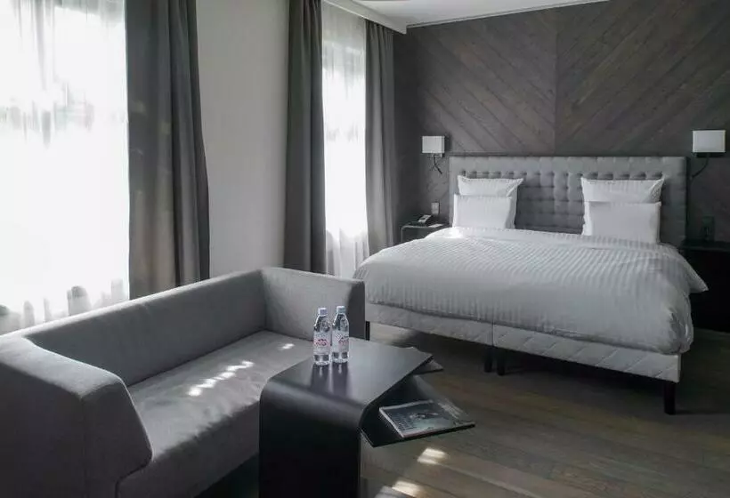 Deluxe Værelse King Size Seng, Pullman Riga Old Town