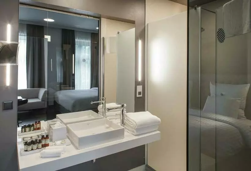 Deluxe Værelse King Size Seng, Pullman Riga Old Town