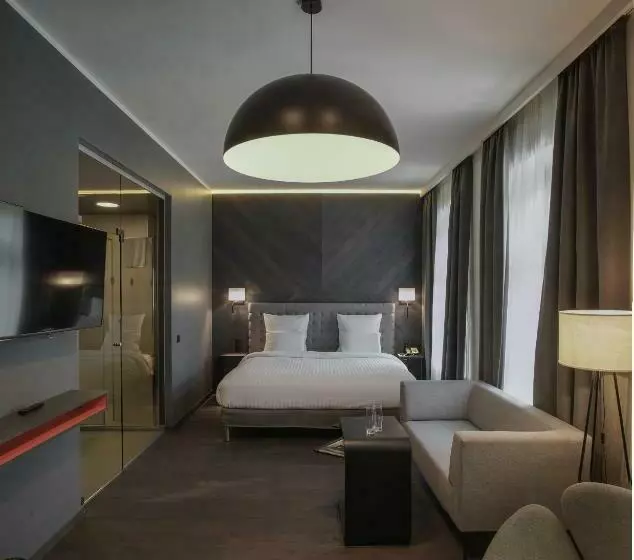 Deluxe Værelse King Size Seng, Pullman Riga Old Town