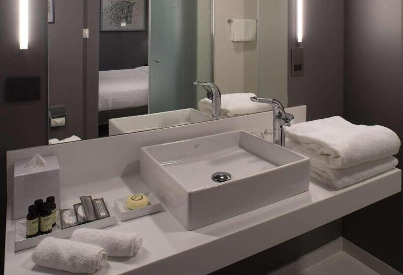 اتاق سوپریور با تخت بزرگ, Pullman Riga Old Town