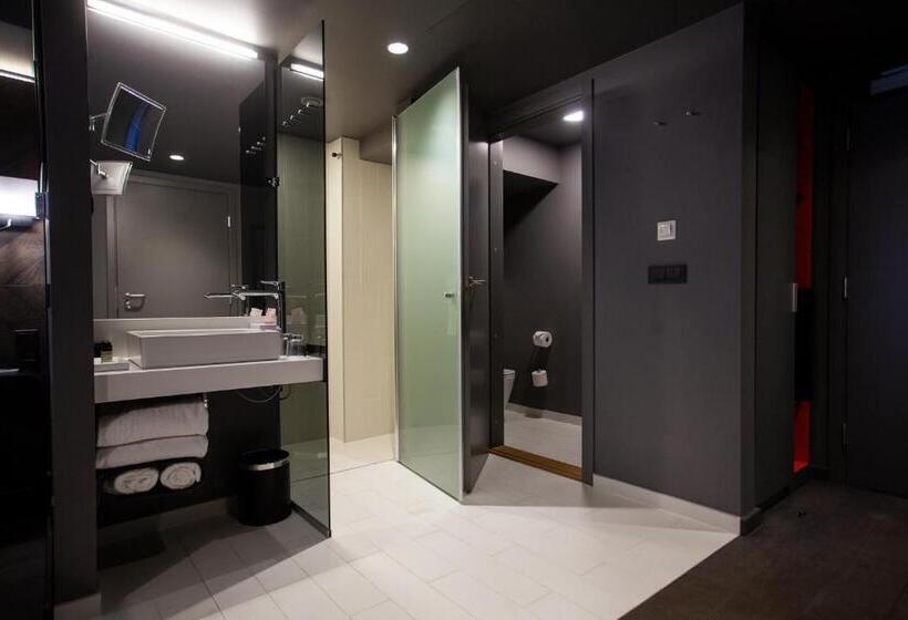 اتاق پرمیوم, Pullman Riga Old Town