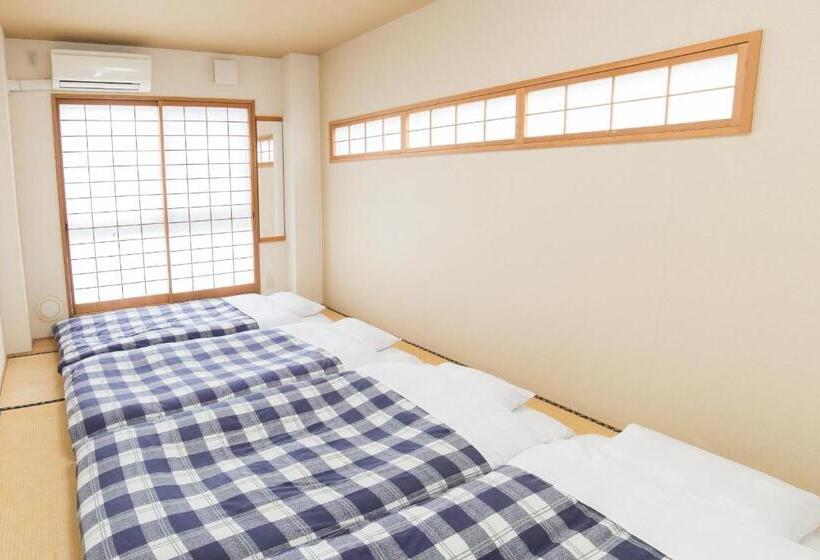 חדר סטנדרט לארבעה, K S House Kyoto  Travelers Hostel