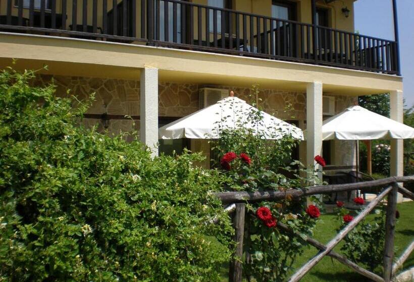 Номер Стандарт Трехместный, Olympia Guesthouse
