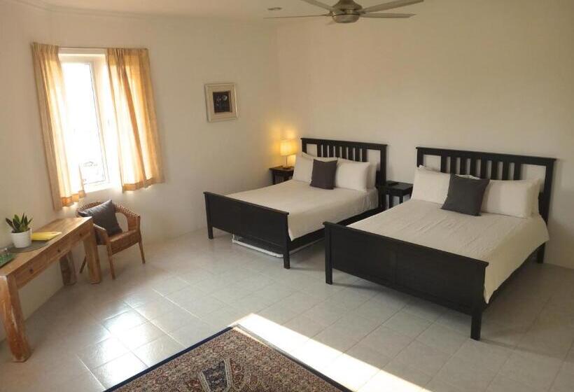 デラックスファミリールーム, Rumah Putih Near Klia & Xiamen University