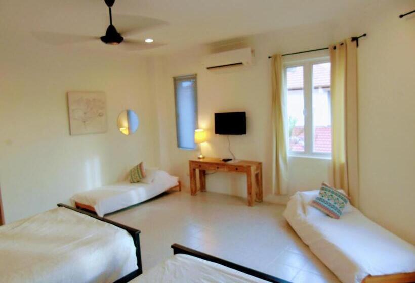 デラックスファミリールーム, Rumah Putih Near Klia & Xiamen University