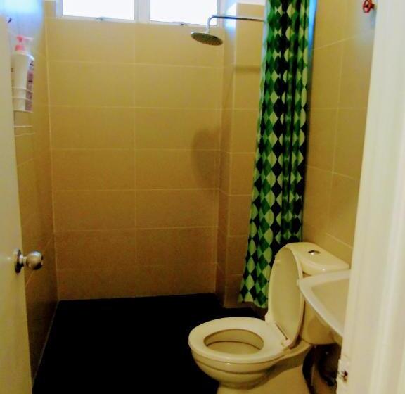 ファミリールーム, Rumah Putih Near Klia & Xiamen University