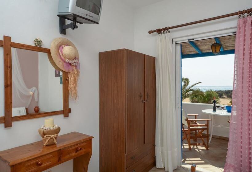 Studio Standard Vista Mare, Skarmoutsos Studios