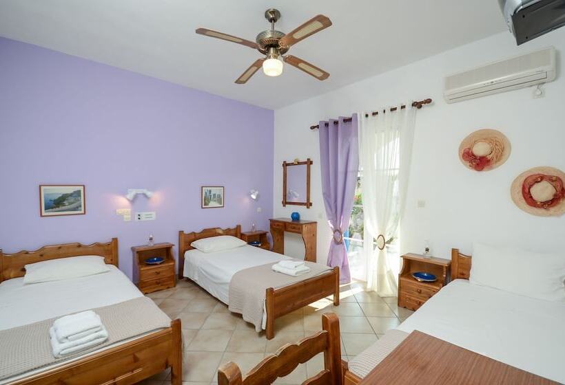 Studio Standard Vista Mare, Skarmoutsos Studios