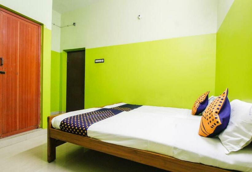 غرفة قياسية, Senaithalaivar Residency