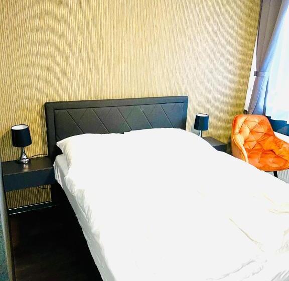 Номер Стандарт, Dua