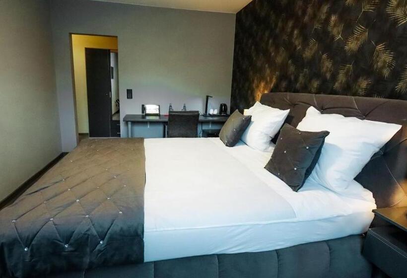 Номер Стандарт, Dua