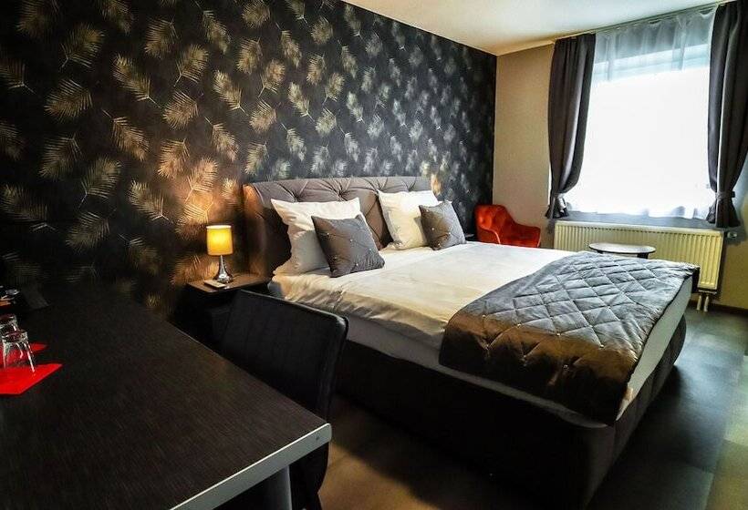 Номер Deluxe, Dua