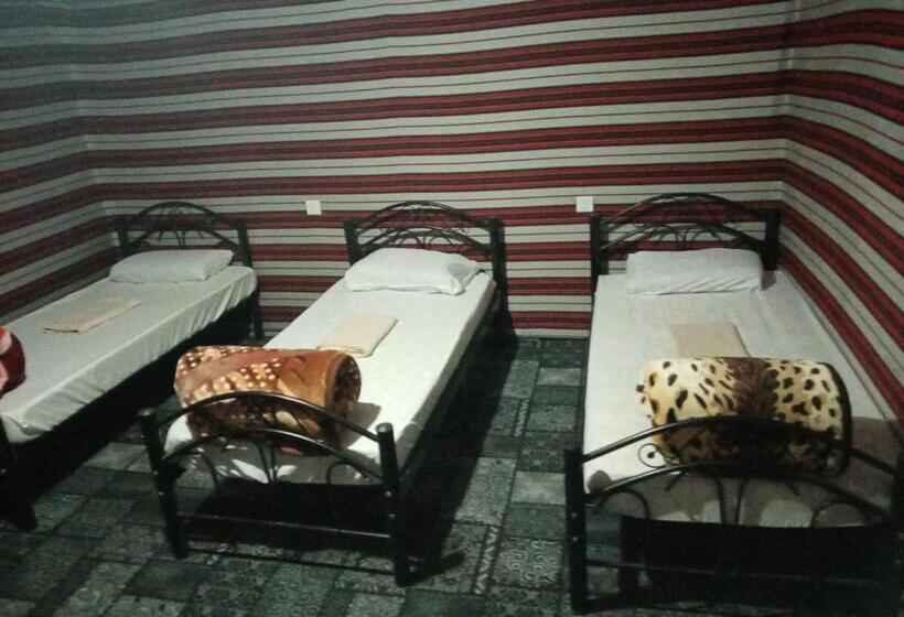 اتاق استاندارد یک نفره, Zarb Desert Camp