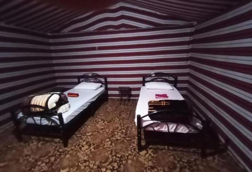 اتاق استاندارد سه نفره, Zarb Desert Camp