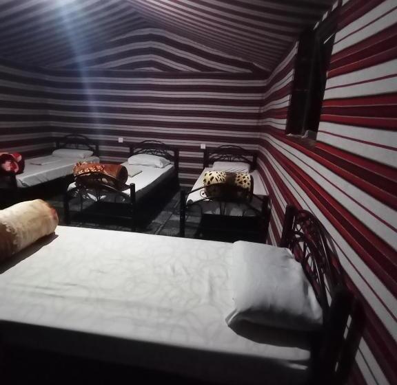 اتاق استاندارد سه نفره, Zarb Desert Camp