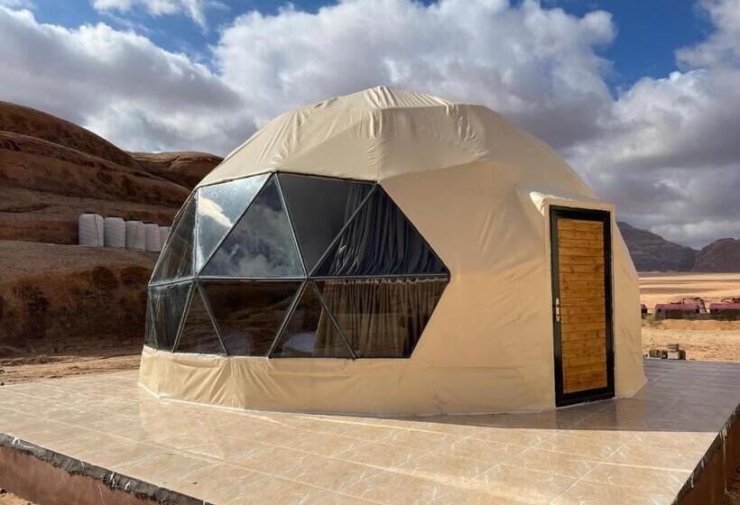 اتاق استاندارد با تخت بزرگ, Zarb Desert Camp