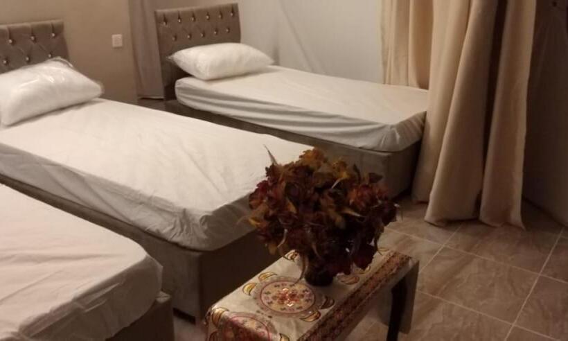 اتاق لوکس سه تخته, Zarb Desert Camp