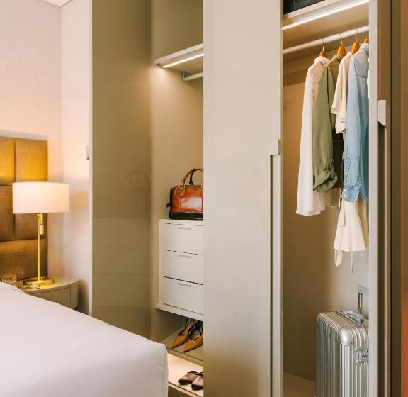 استودیو استاندارد با بالکن, Sonder Business Bay