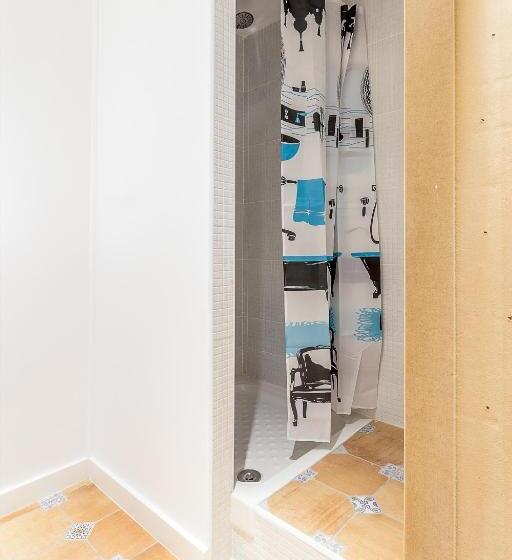 اتاق استاندارد, Ant Hostel Barcelona