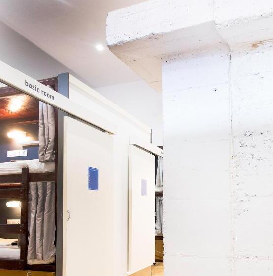 اتاق استاندارد, Ant Hostel Barcelona