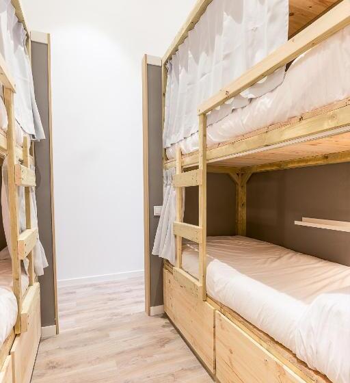 اتاق عادی, Ant Hostel Barcelona