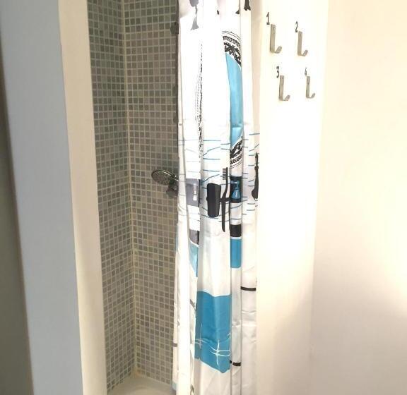 اتاق استاندارد چهار تخته, Ant Hostel Barcelona