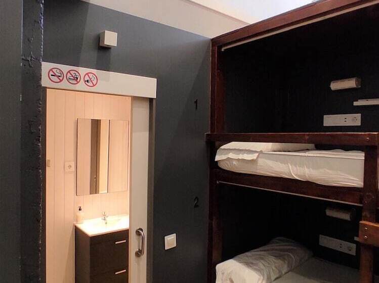 اتاق استاندارد, Ant Hostel Barcelona