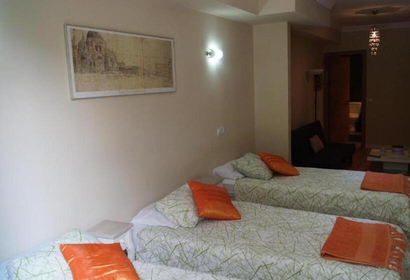 Четырехместный Номер Стандарт, Good Home Paseo De Gracia