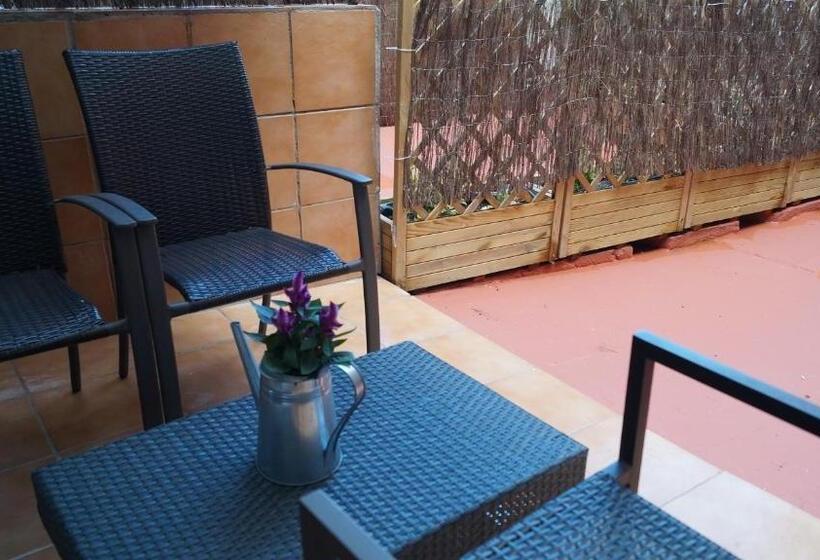 Номер Стандарт с Террасой, Good Home Paseo De Gracia