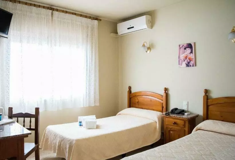 スタンダードルーム, Hostal Las Torres