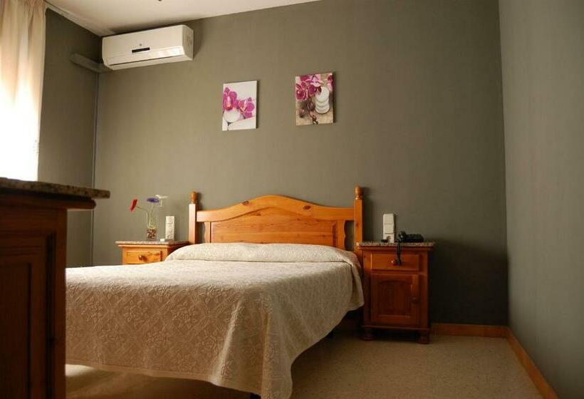 Номер Стандарт, Hostal Las Torres