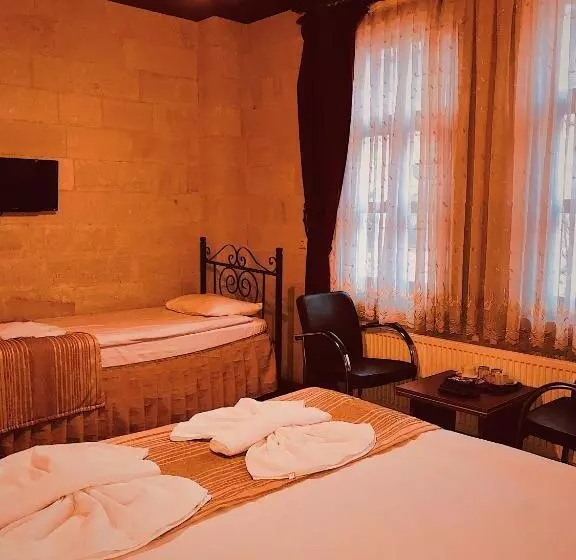 スタンダードトリプルルーム, Cappadocia Stone Palace