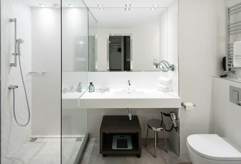 Четырехместный Номер Стандарт, Catalonia Magdalenes