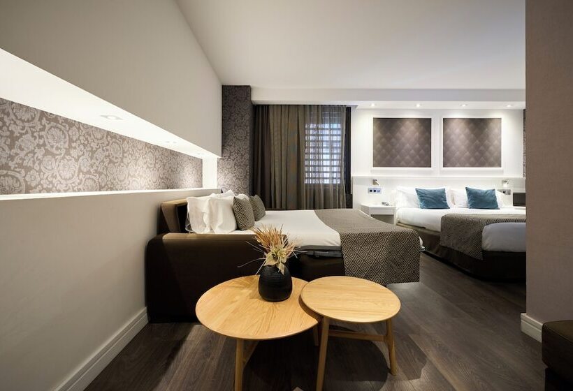 Четырехместный Номер Стандарт, Catalonia Magdalenes