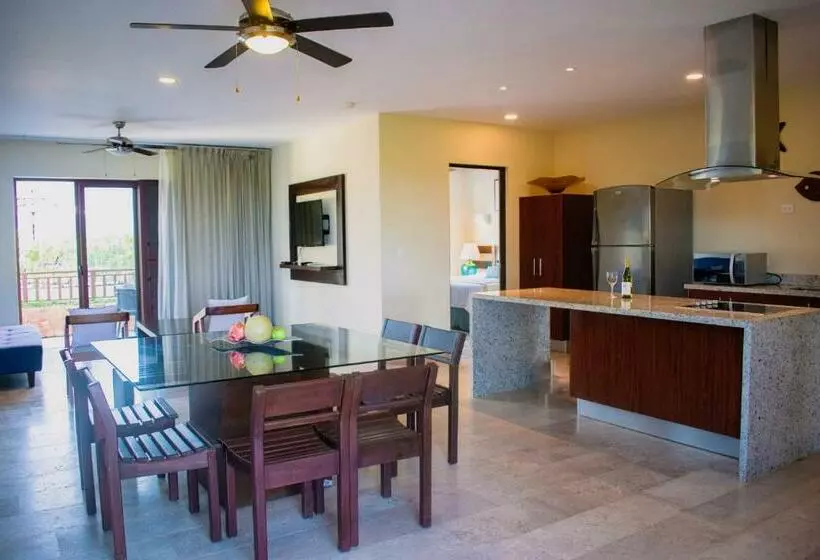 スーペリアー１ベッドルームビラ, Villas Grand Marina Kinuh