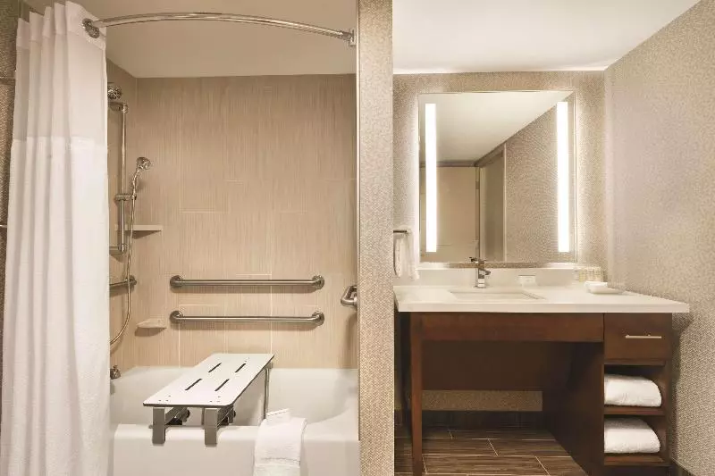 キングサイズベッドのスイートルーム, Homewood Suites By Hilton Washington Dc Capitolnavy Yard