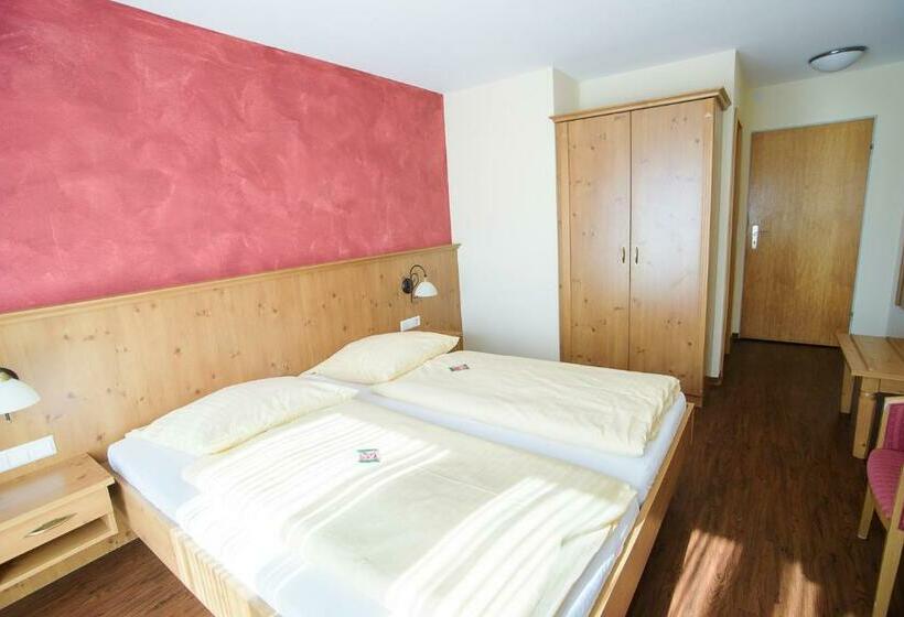 Семейный Номер, Landgasthof Linde