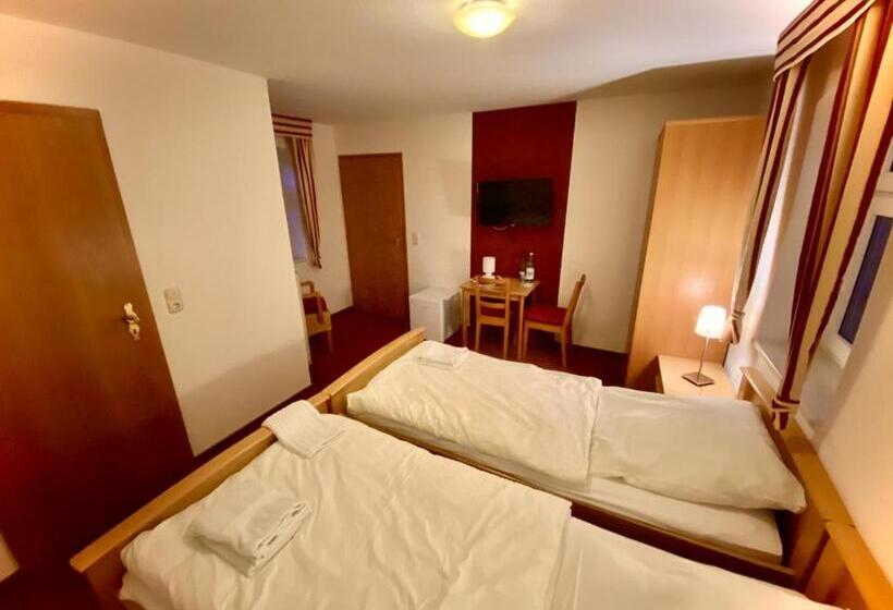 غرفة قياسية, Privatquartier Van Dreuten